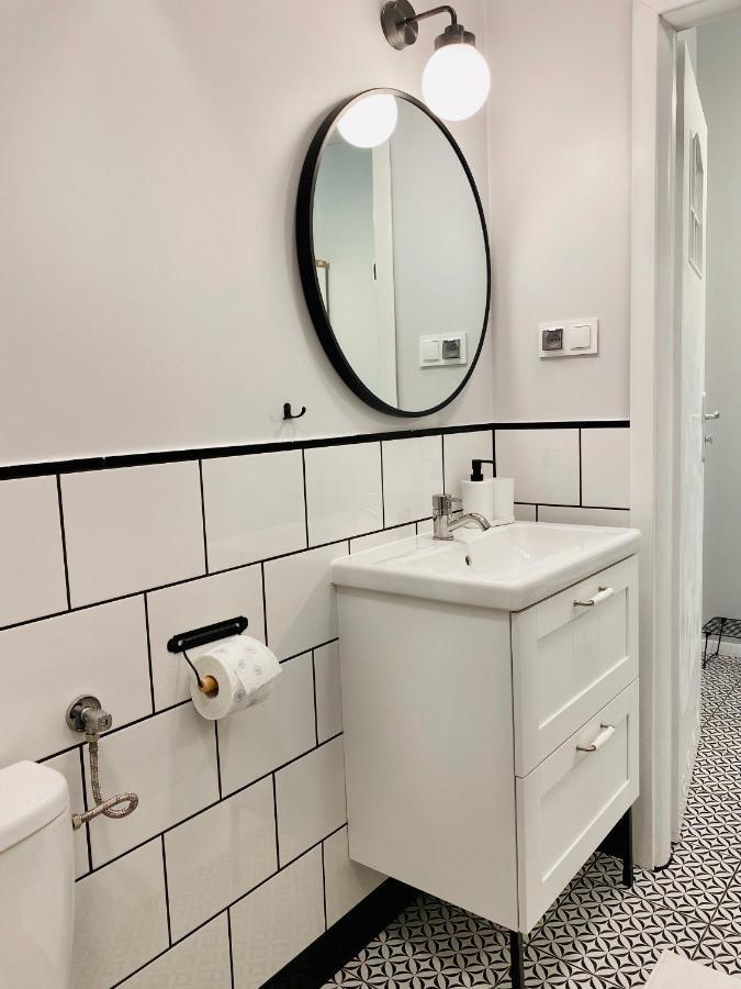 Cozy Apartment In The Heart Of Jewish District Krakow Bagian luar foto