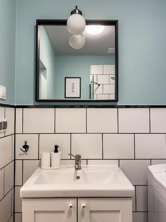 Cozy Apartment In The Heart Of Jewish District Krakow Bagian luar foto