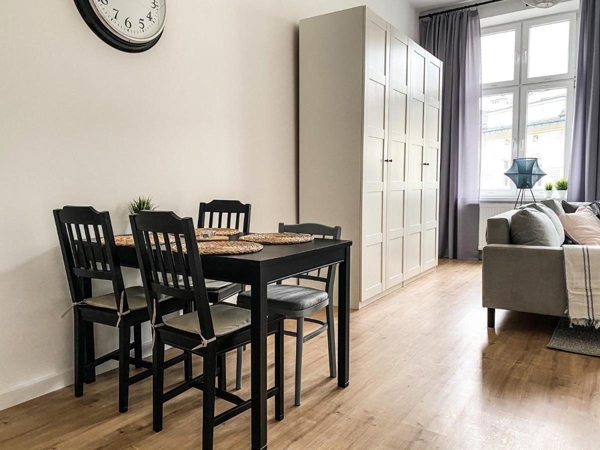 Cozy Apartment In The Heart Of Jewish District Krakow Bagian luar foto