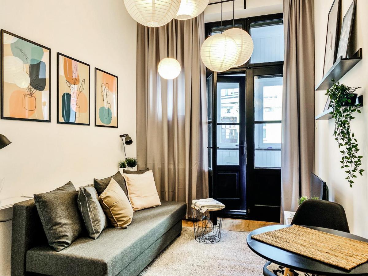 Cozy Apartment In The Heart Of Jewish District Krakow Bagian luar foto